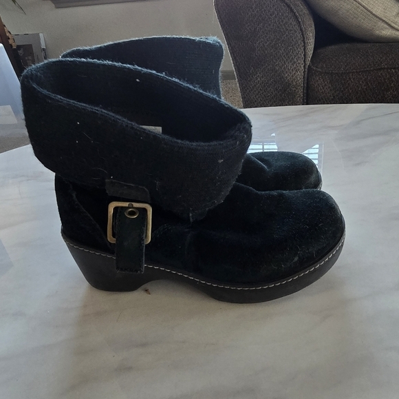 Crocs Winter Pull On Boot Sz 6W Women Black Suede Suede Knit Top Block Heel - Picture 4 of 16